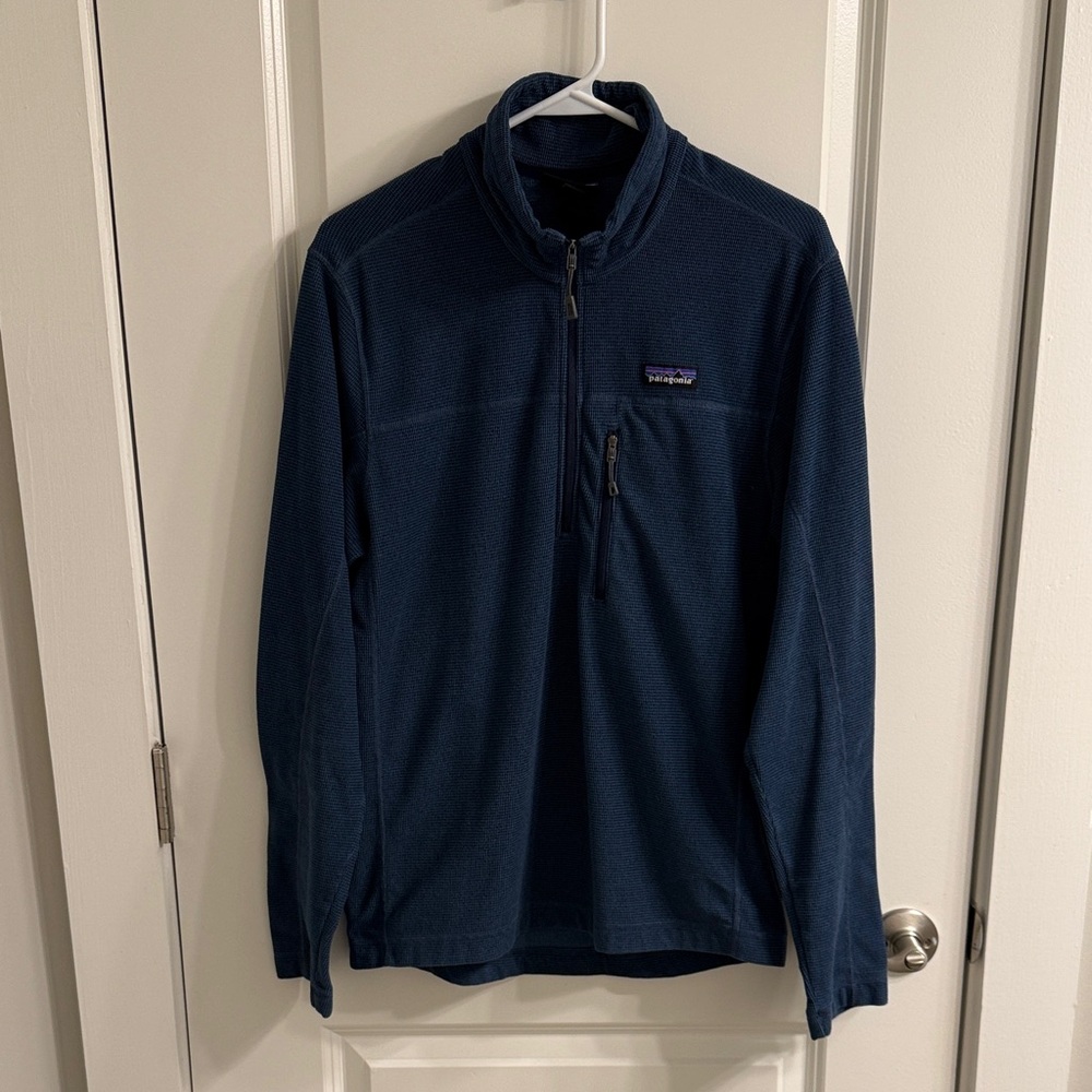 Patagonia Navy Long-Sleeve Half-Zip Fleece